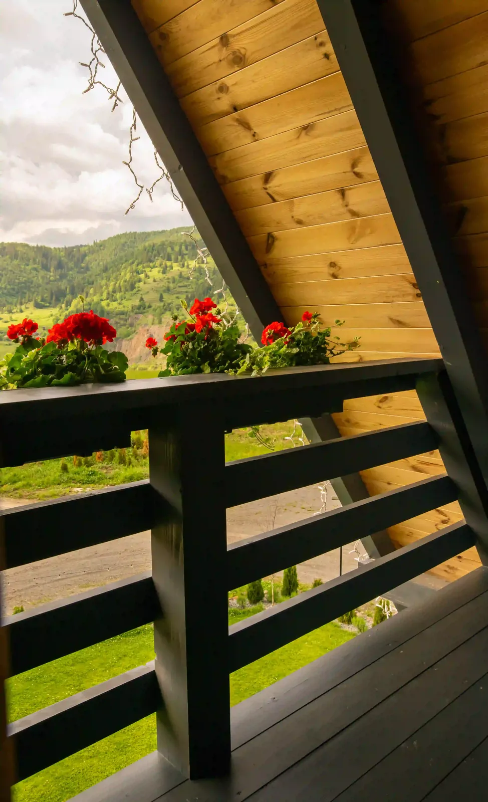 Balconaș cu Panoramă — Meștera 9